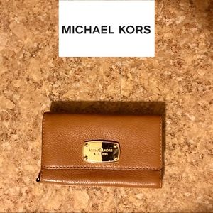 Michael Kors Brown Cell Phone Wallet